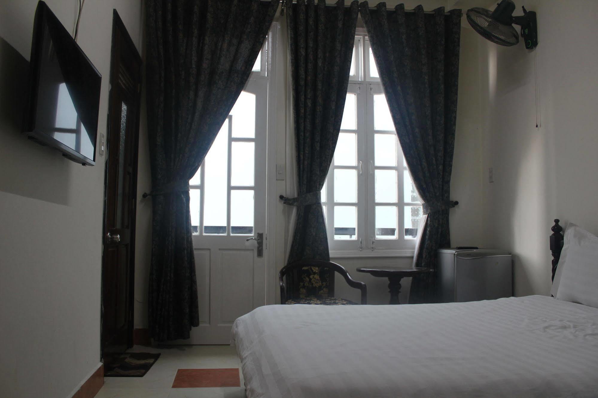 Phuong Hanh Hotel Đà Lạt Extérieur photo