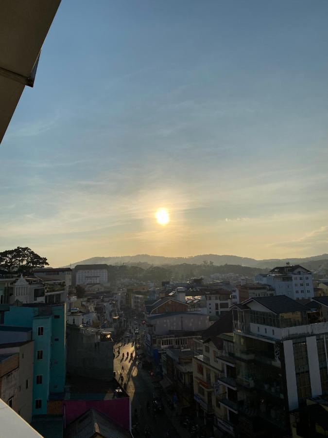 Phuong Hanh Hotel Đà Lạt Extérieur photo